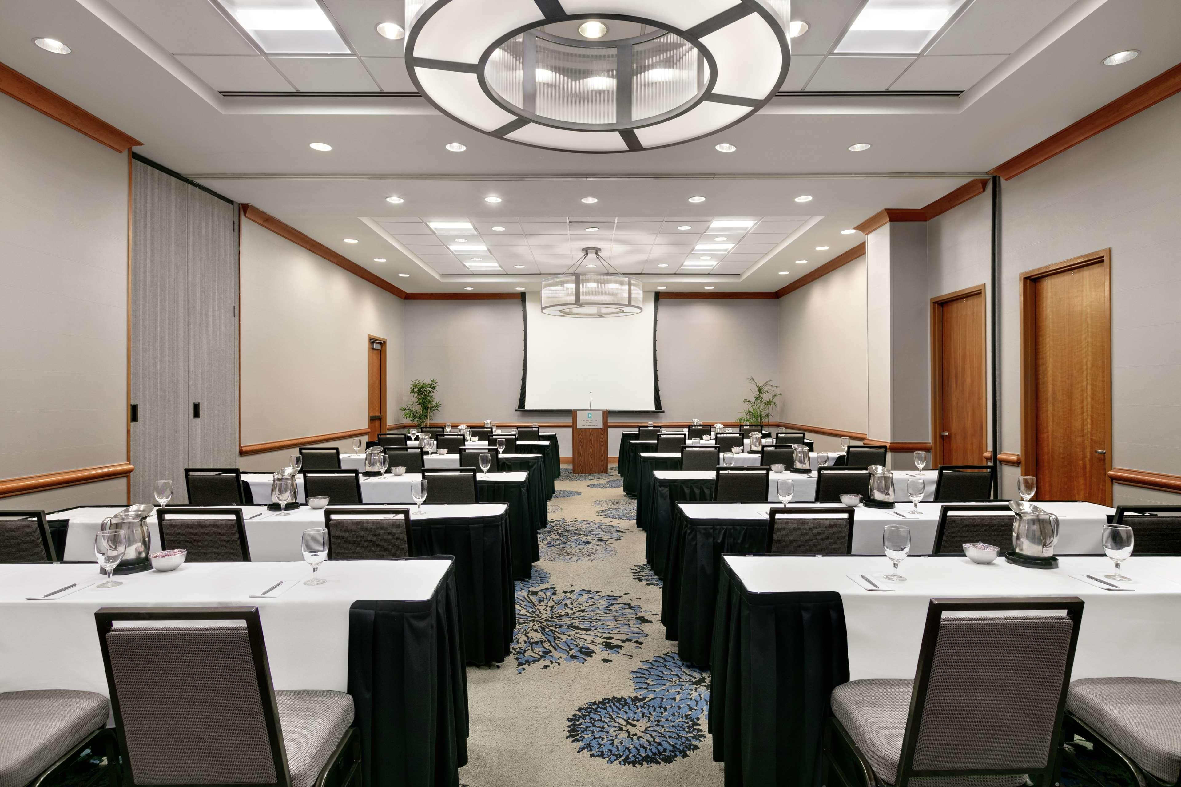 Embassy Suites By Hilton Atlanta At Centennial Olympic Park Екстериор снимка