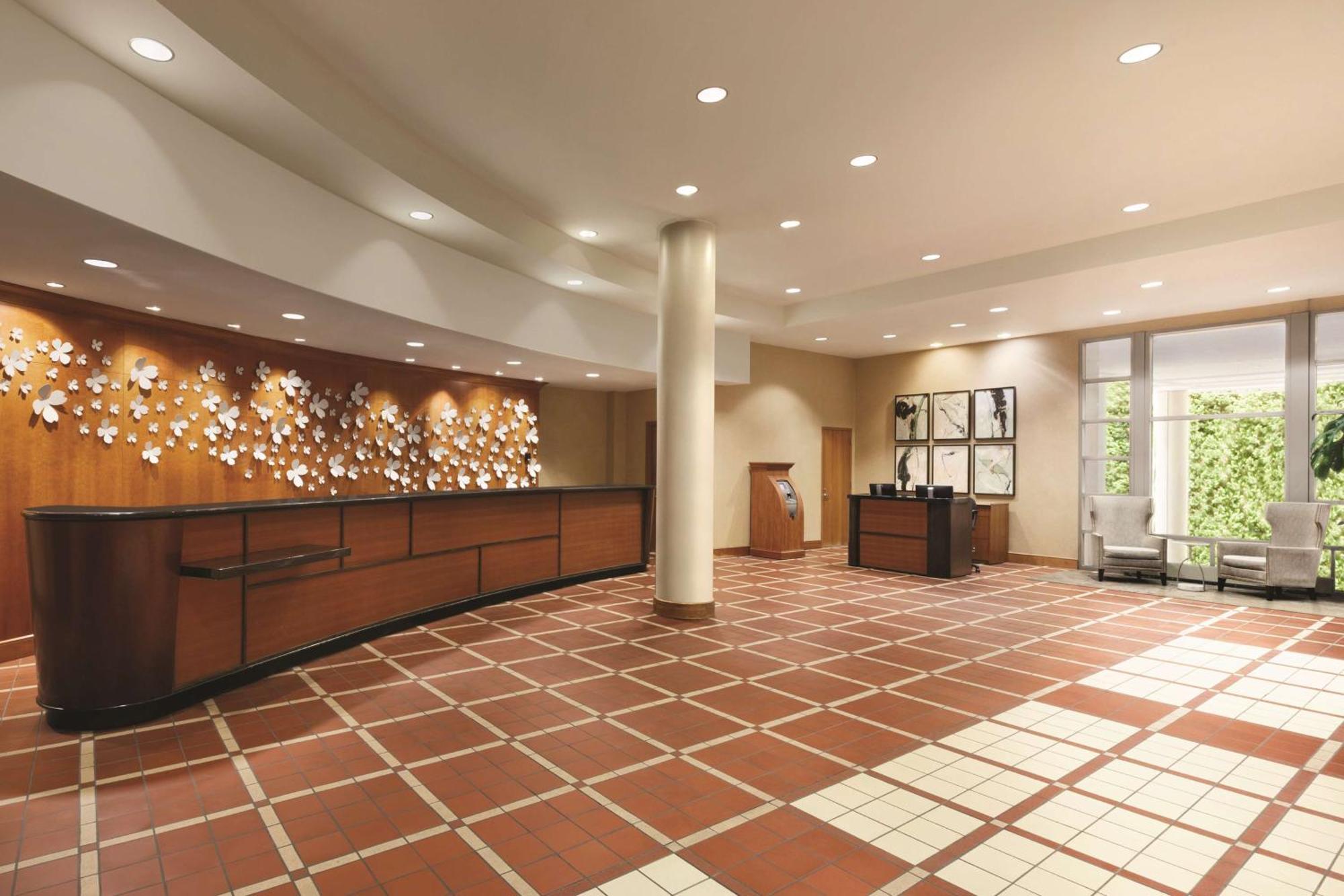 Embassy Suites By Hilton Atlanta At Centennial Olympic Park Екстериор снимка