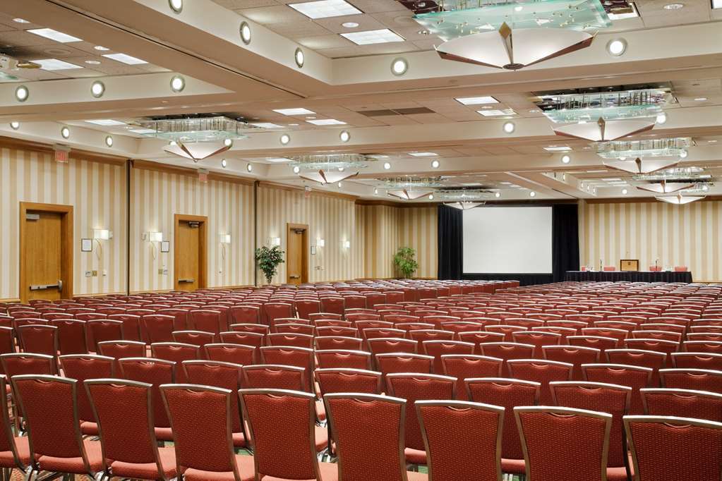 Embassy Suites By Hilton Atlanta At Centennial Olympic Park Съоръжения снимка